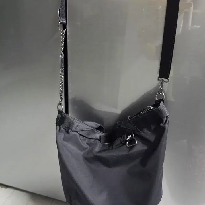 [BUNJANG] Nike Futura Luxe Tote Bag / 나이키 퓨추라 럭스 토트백