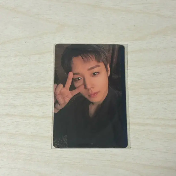 [BUNJANG] Park Jihoon Giyeongi Charcoal Chicken Photocard / 박지훈 기영이 숯불두마리치킨 포토카드