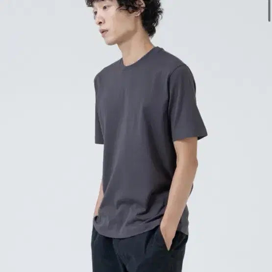 [BUNJANG] Brown Yak Essential T-Shirt Charcoal Size 6 / 브라운야드 에센셜 티셔츠 차콜 사이즈 6