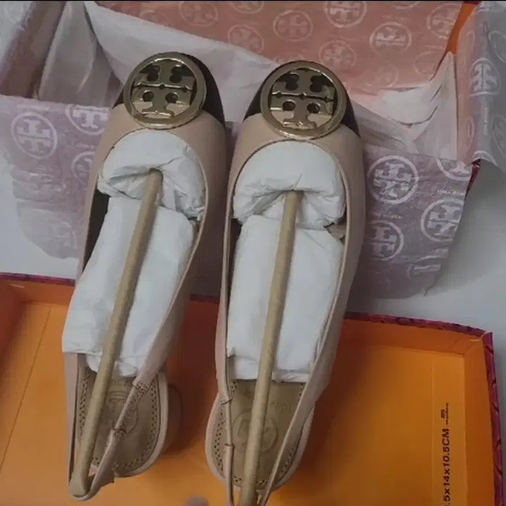 [BUNJANG] Tory Burch Two-Tone Sandals (US 5 / 225mm) / 새제품 토리버치 225사이즈(US 5사이즈)투톤 샌들 구두 단화