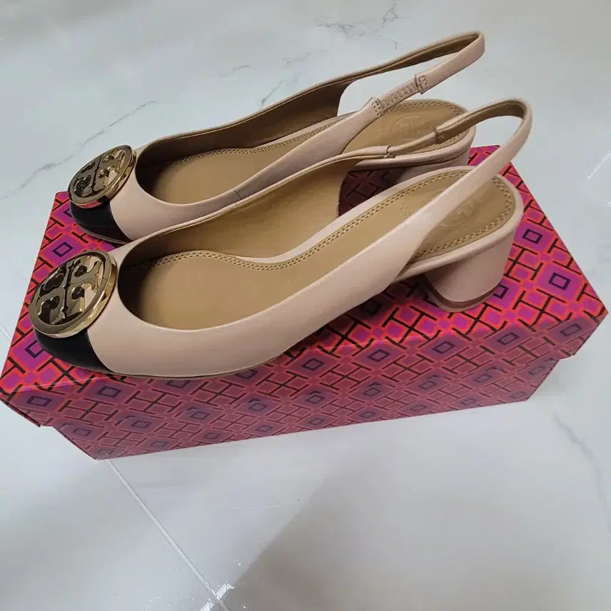 [BUNJANG] Tory Burch Two-Tone Sandals (US 5 / 225mm) / 새제품 토리버치 225사이즈(US 5사이즈)투톤 샌들 구두 단화