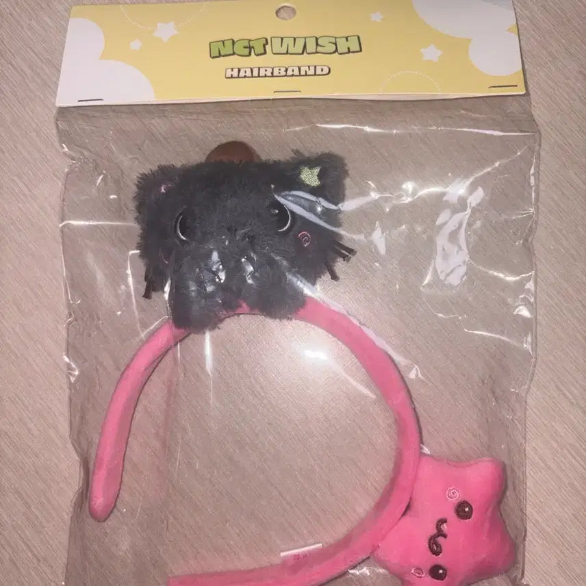 [BUNJANG] Everwish NCT WISH Kuri Headband Sealed / 에버위시 쿠리 머리띠 미개봉