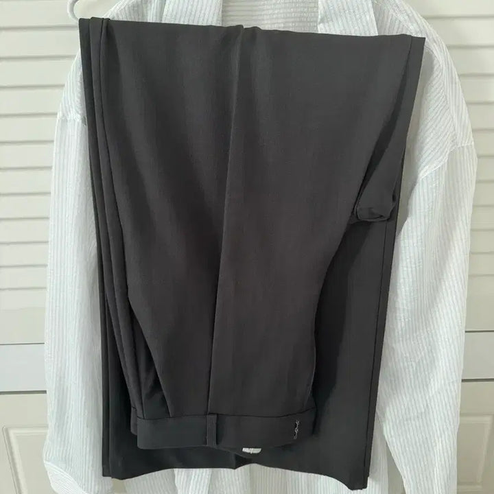 [BUNJANG] Sheer Stripe Shirt &amp; Charcoal Wide Slacks Set / 시스루 셔츠, 차콜 와이드 슬랙스 세트