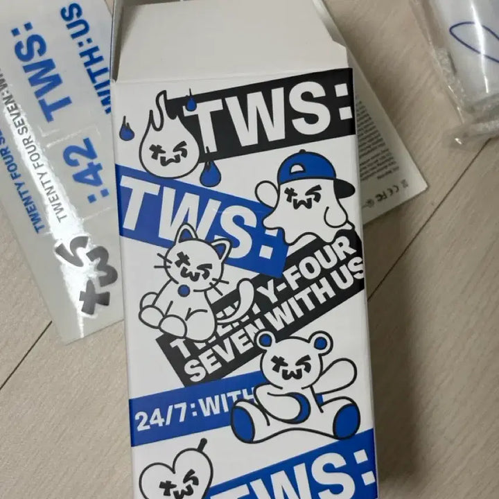 [BUNJANG] TWS Official Lightstick Jihoon Version / 투어스 응원봉 판매