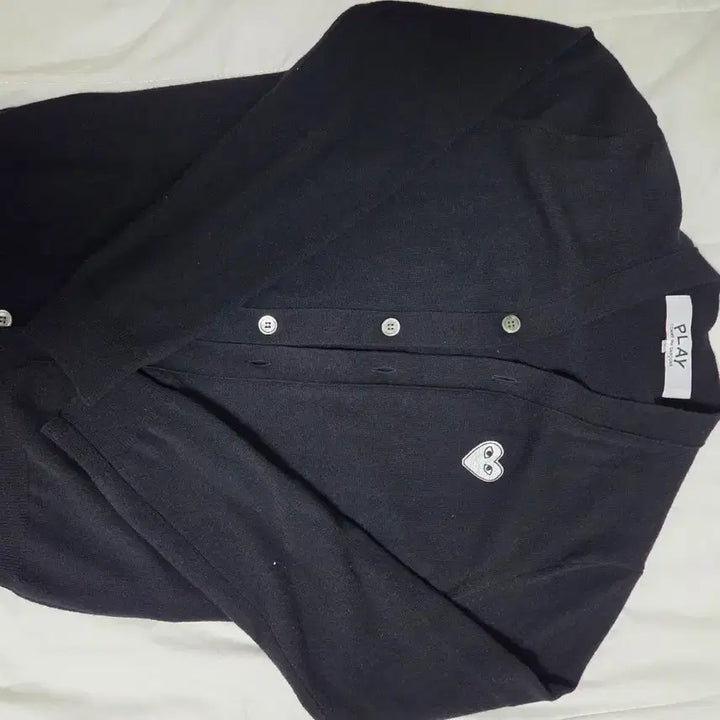 [BUNJANG] Comme des Garçons White Heart Knit Cardigan L / 꼼데가르송 가디건 L(새상품)