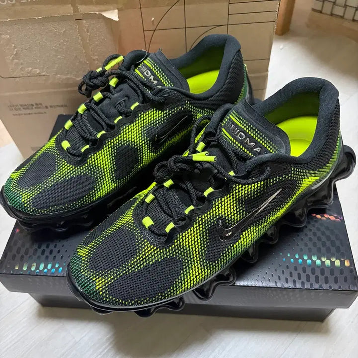 [BUNJANG] Nike Air Liquid Max Radiant Green / (285)나이키 에어 리퀴드 맥스 라디언트 그린 앤 그린 애플