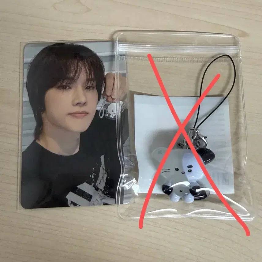 [BUNJANG] Xdinary Heroes JXU Nyamdu Mini Charm Photocard / 엑스디너리 히어로즈 엑디즈 정수 냥듀 미니참 일본콘 엠디 포카 1만엔