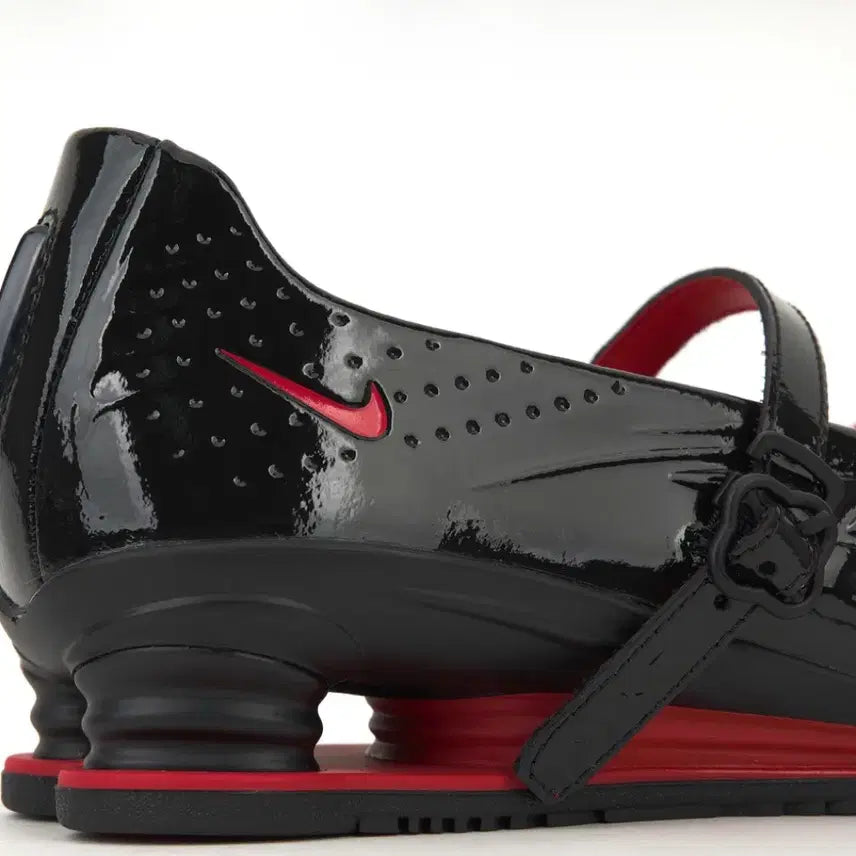 [BUNJANG] Nike x Labelhood Shox Calisstra Black &amp; University Red / 나이키 x 라벨후드 샥스 Z 칼리스트라 블랙 앤 유니버시티 레드