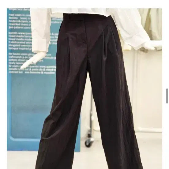 [BUNJANG] ZOO K High-Waisted Two-Tuck Wide Pants with Back Banding / 쥬크 하이웨스트 투턱 뒷밴딩 와이드 팬츠