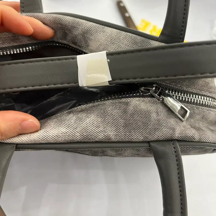 [BUNJANG] Kuromi Grey Leather Bag / 쿠로미 그레이 가죽가방
