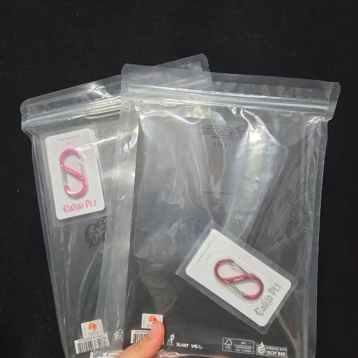 [BUNJANG] Playve Caligo Part 1 Fugitive Bambi, Eunho Bundle Set Carabiner (Sealed) / [일괄양도] 플레이브 칼리고 파트1 퓨지티브 밤비 은호 카라비너 미개봉