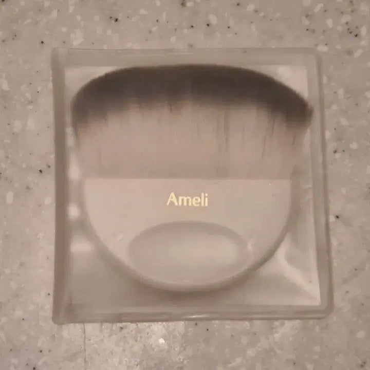[BUNJANG] Ameli Baked Powder Brush / 아멜리 베이크드 파우더 브러쉬