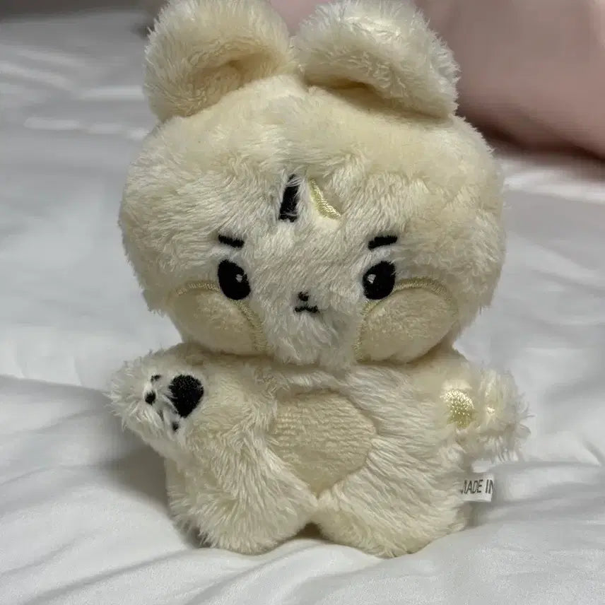[BUNJANG] The Boyz Q Q-kong Plush / 더보이즈 큐 인형 큐콩이