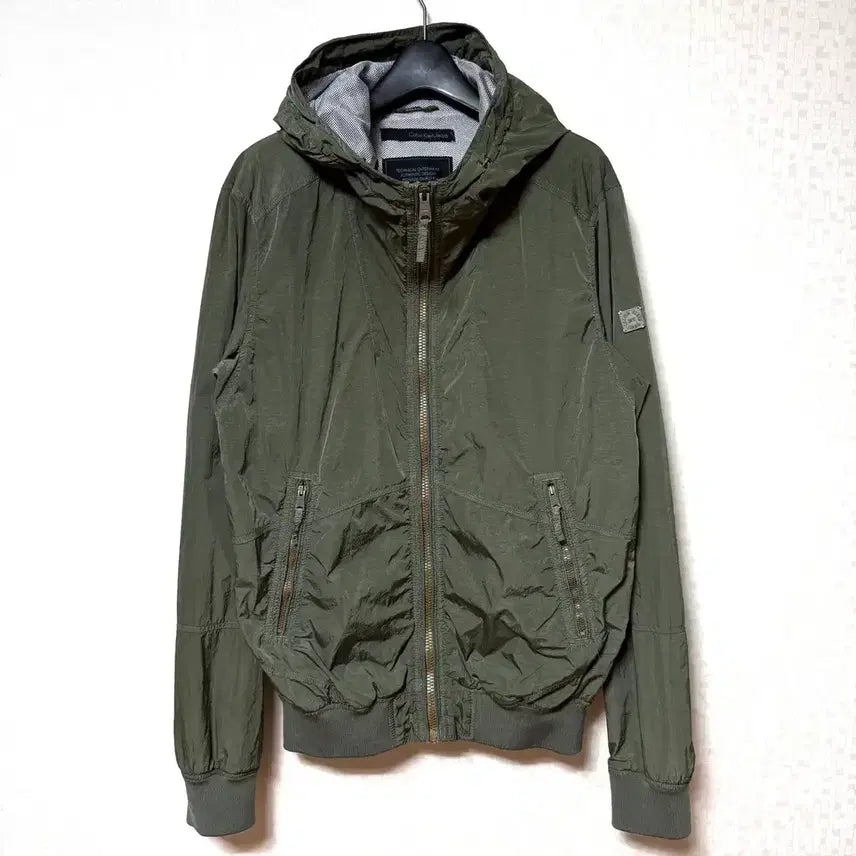 [BUNJANG] Calvin Klein Woven Zip-Up Jacket Khaki (L) / [L,100]캘빈클라인 바람막이 우븐 집업 자켓 카키