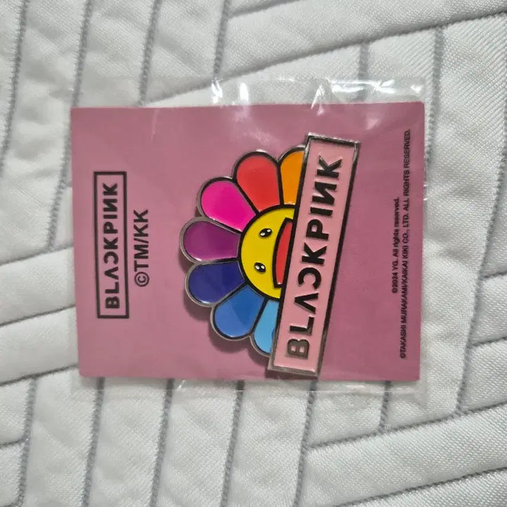 [BUNJANG] BLACKPINK Takashi Murakami Collaboration Brooch Badge / BLACKPINK 무라카미 다카시 콜라보 브로치 /블랙핑크 서울 뱃지