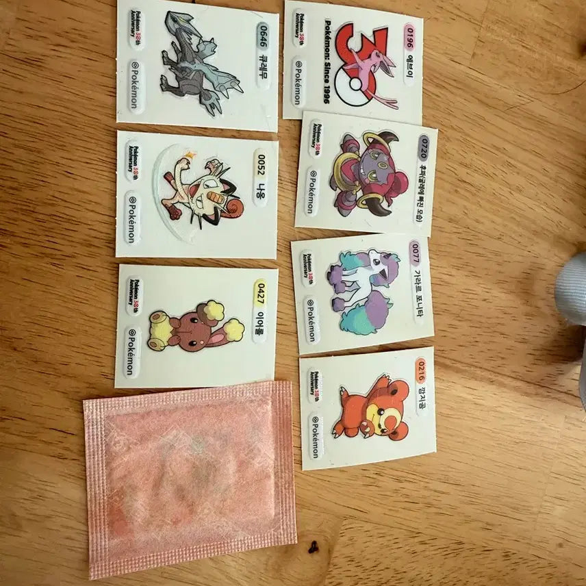 [BUNJANG] Pokemon Sticker 4-Piece Bundle / 30주년 포켓몬 띠부씰 10장