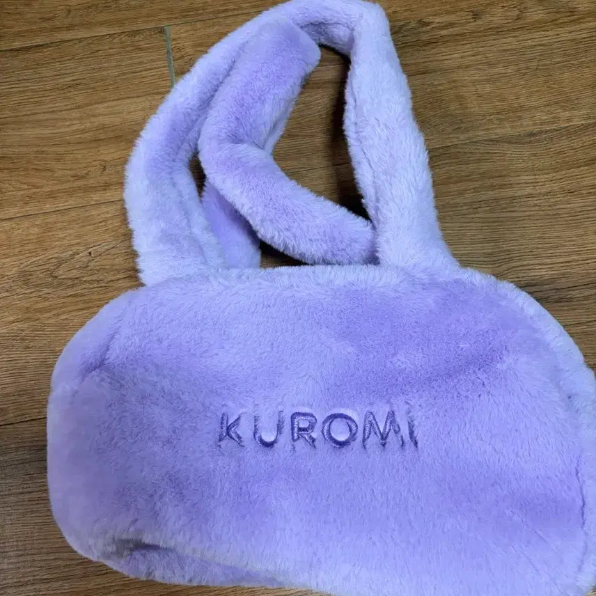 [BUNJANG] Kuromi Sanrio Fluffy Bag / 쿠로미 보송보송 산리오 가방