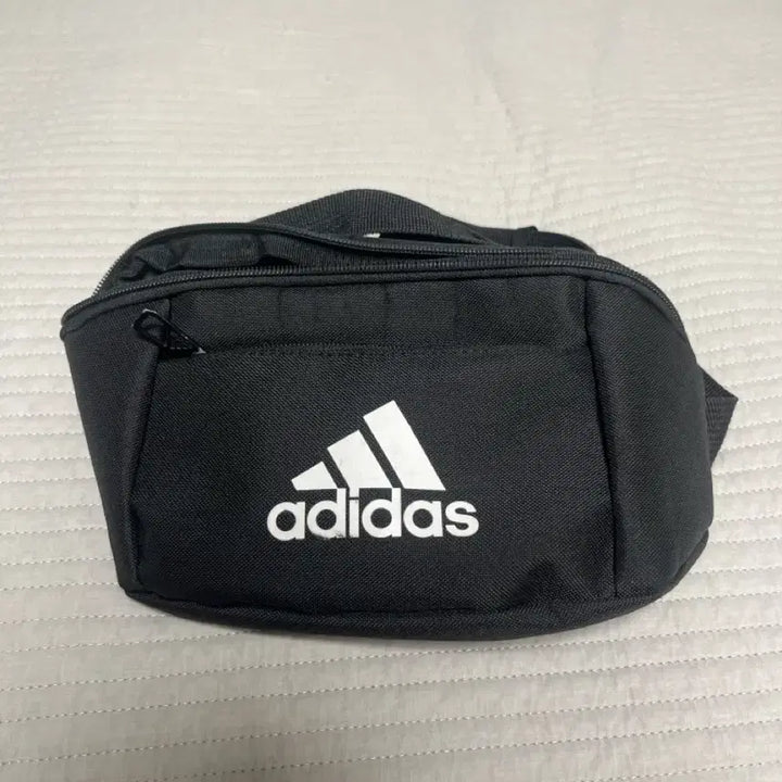 [BUNJANG] Adidas Black Waist Bag / 아디다스 블랙 웨이스트백 힙색 가방