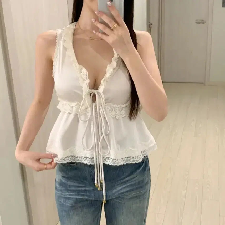 [BUNJANG] Chloe Satin Lace Camisole Blouse / 끌로st 샤틴 레이스 나시 블라우스 (란제리코어)