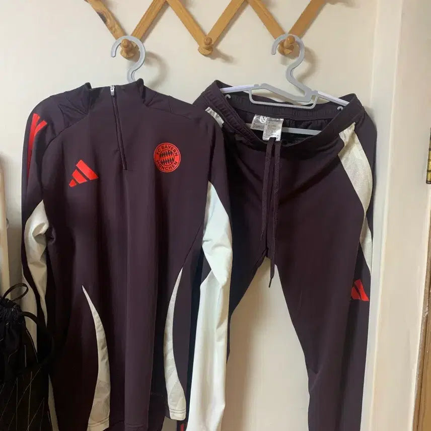 [BUNJANG] FC Bayern Munich 24/25 Training Suit Set / 바이에른 뮌헨 24/25 트레이닝복 세트
