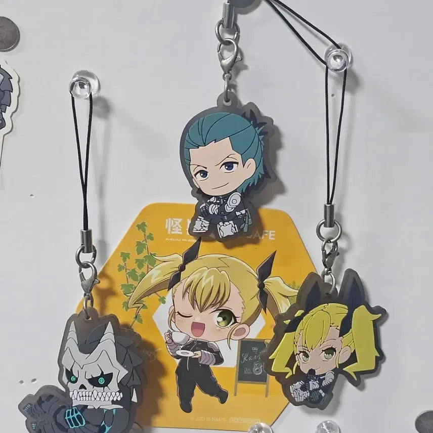 [BUNJANG] Kaiju No. 8 Kafka Hibino Shinomiya Keychain Bundle Set / 일괄) 괴수8호 하루이치 카프카 시노미야 키링 판매합니다