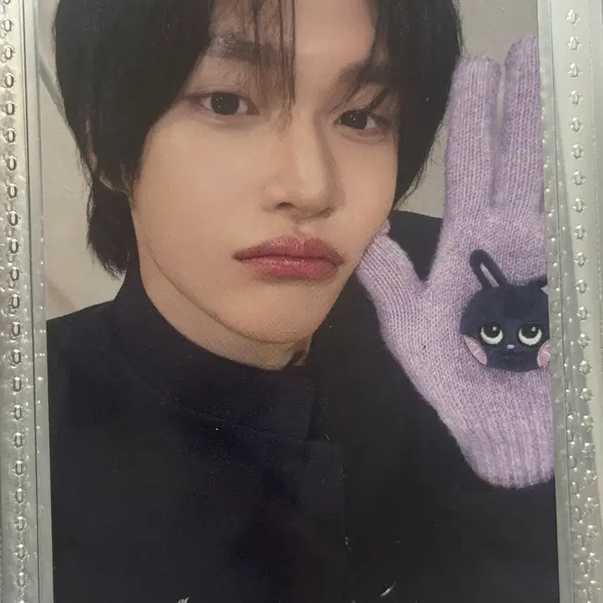 [BUNJANG] RIIZE Wonbin Cat Ear Mittens Photocard Included / 라이즈 허그 원빈 토냥덕 장갑 포카포함
