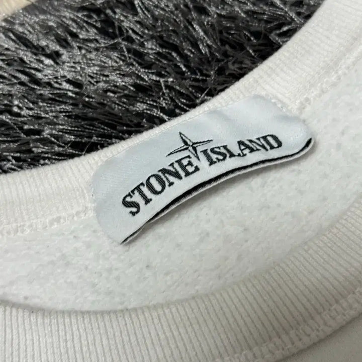 [BUNJANG] Stone Island White Sweatshirt / 스톤아일랜드 화이트 맨투맨