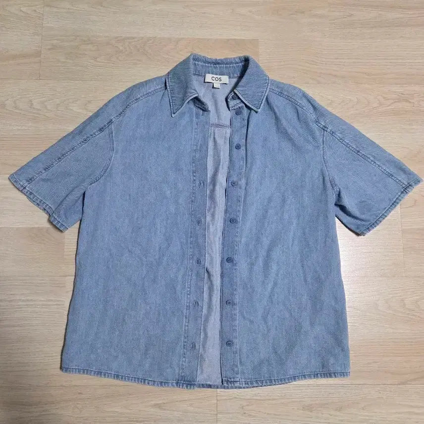 [BUNJANG] COS Denim Short Sleeve Shirt / 코스 반팔 데님셔츠s