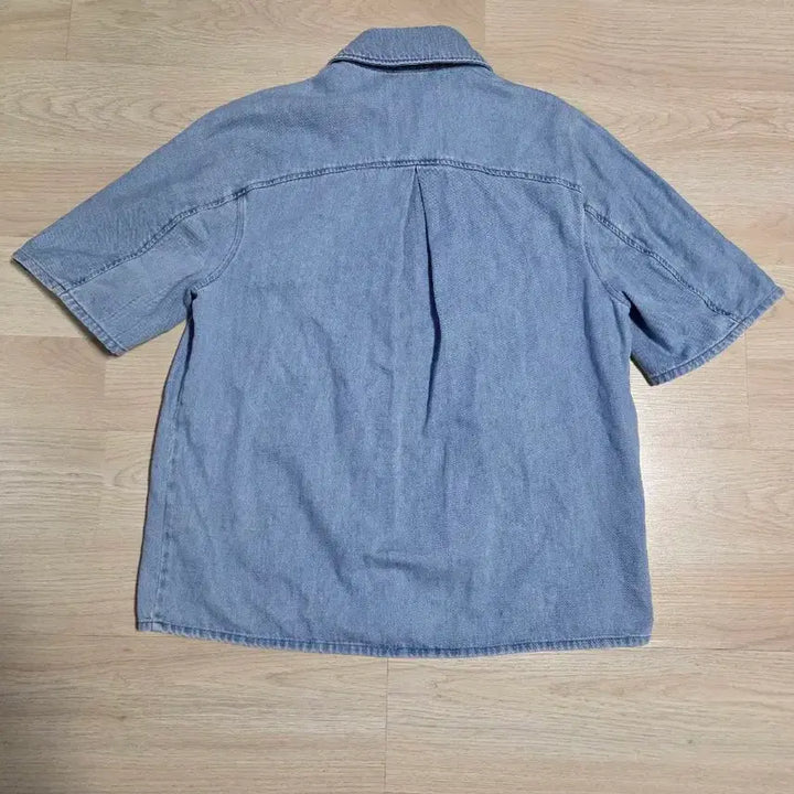 [BUNJANG] COS Denim Short Sleeve Shirt / 코스 반팔 데님셔츠s