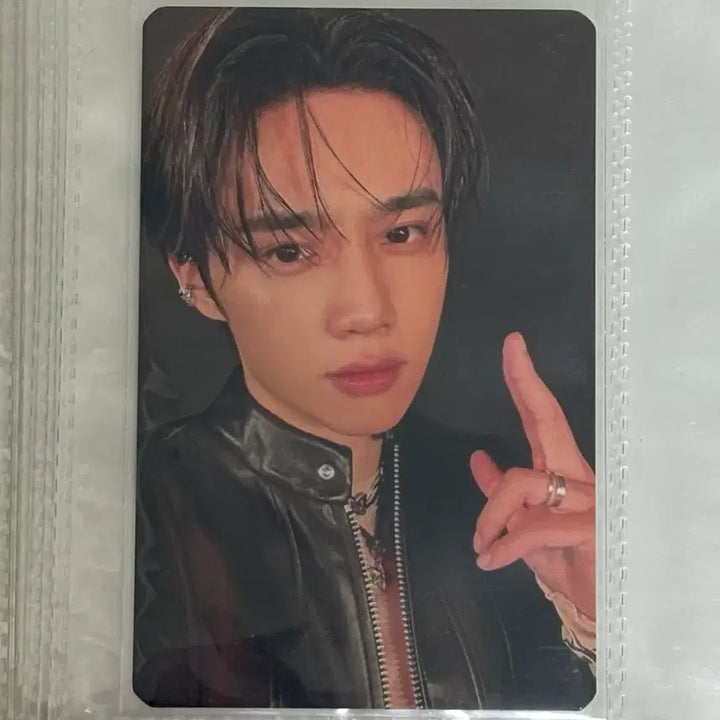 [BUNJANG] The Boyz Sunwoo GENERATION 2 T-Shirt Photocard / 더보이즈 선우 제너2 티셔츠 포카