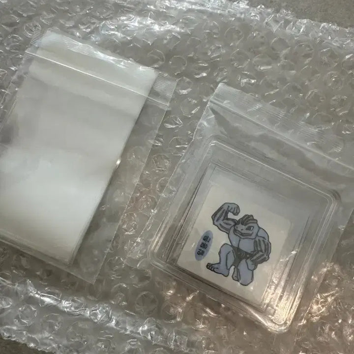 [BUNJANG] Pokemon Old Version Error Set Tangela, Hitmonlee, Hitmonchan Stickers / [포켓몬 구버전] (안뗀) 찐덩쿠리&amp;회통몬&amp;근육몬오류 set 띠부씰