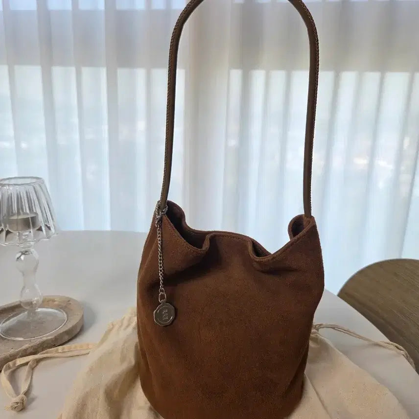 [BUNJANG] Minuit Muse Tobo Bag Woody Suede / 미닛뮤트 토보백 우디
