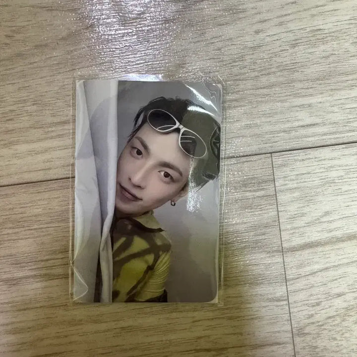 [BUNJANG] Ateez Hongjung Aniteez Photocard / 에이티즈 홍중 애니티즈md 포카 Ateez Hongjung Aniteez