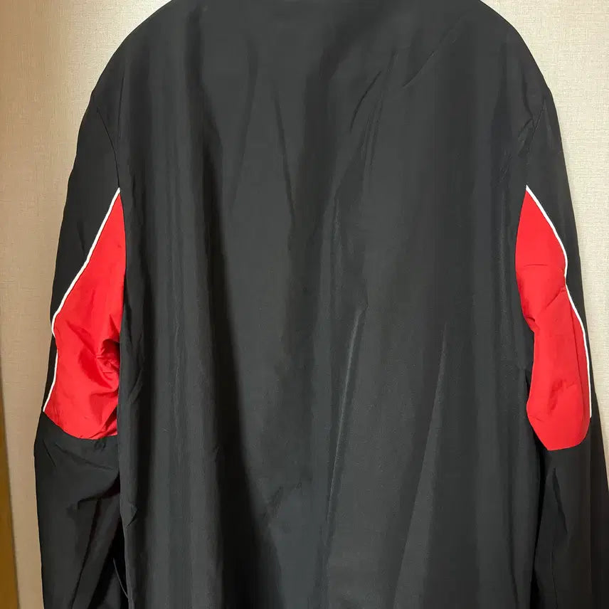 [BUNJANG] Puma AC Milan Serie A Windbreaker / 푸마 바람막이 세리에 A AC밀란