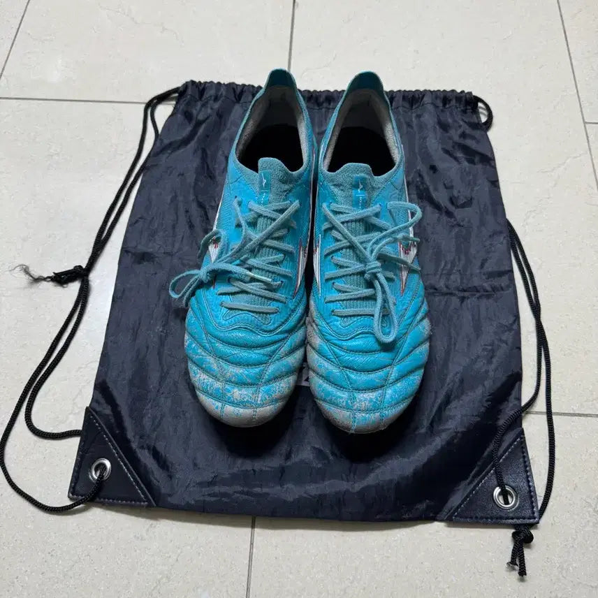 [BUNJANG] Mizuno Morelia Neo 3 Beta Japan 275 FG Soccer Cleats / 미즈노 모렐리아 네오3 베타 재팬 275