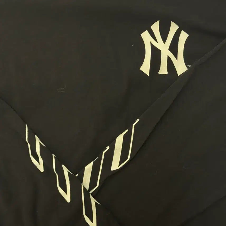 [BUNJANG] MLB New York Yankees Long Sleeve T-Shirt XL / MLB 뉴욕 양키스 롱스리브