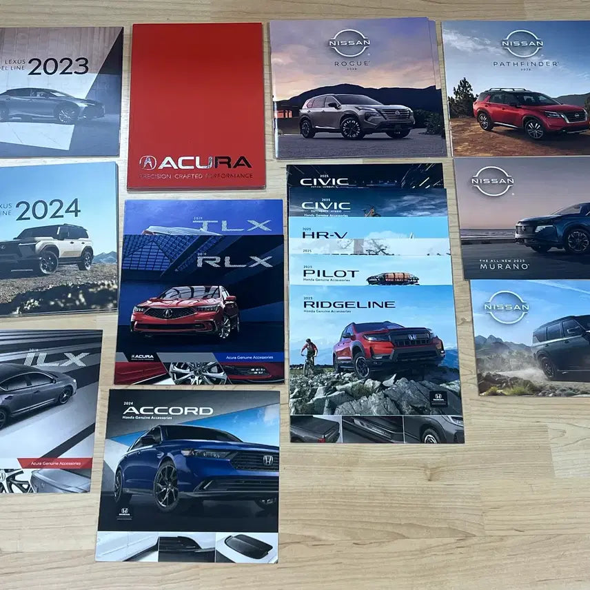 [BUNJANG] Vintage Automotive Catalog Collection (Kia, Lincoln, Jeep, Honda, Acura, Nissan, Subaru, Lexus) / 미국 자동차 카탈로그 (기아/링컨/지프/혼다/어큐라/닛산/스바루/렉서스)
