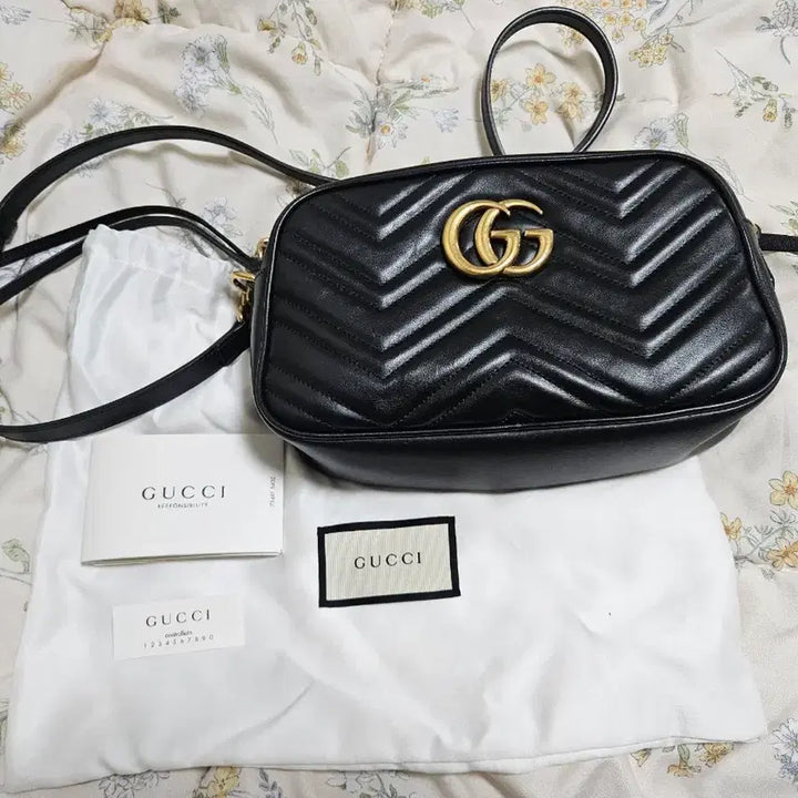[BUNJANG] Gucci Marmont Matelasse Small Shoulder Bag / 구찌 마몽 마몬트  마틀라세 스몰 숄더백