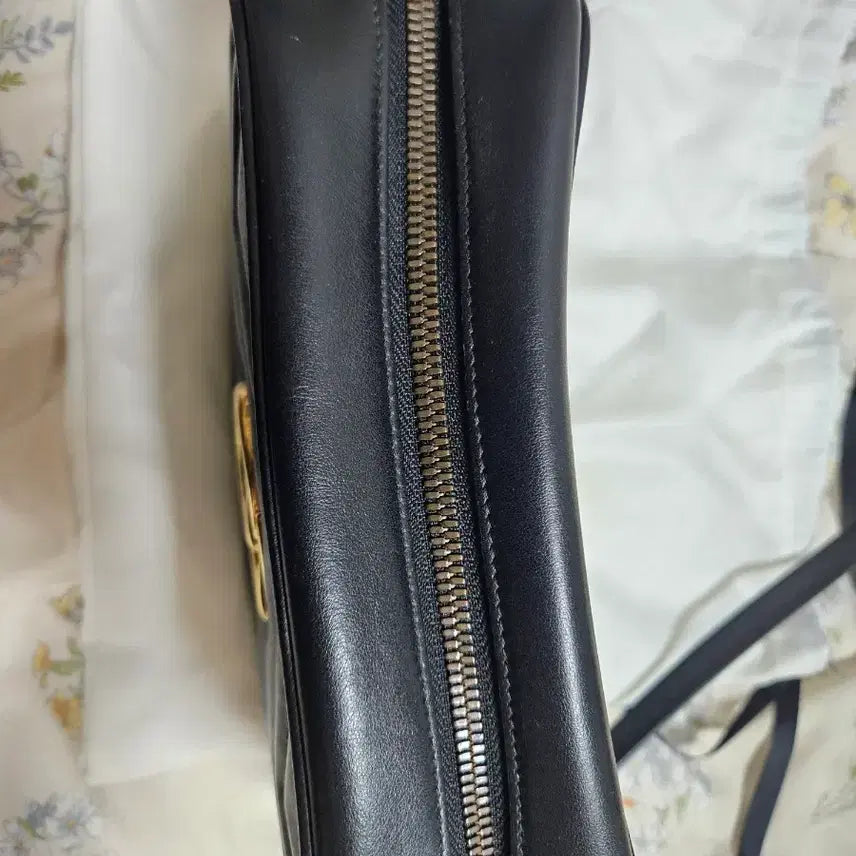 [BUNJANG] Gucci Marmont Matelasse Small Shoulder Bag / 구찌 마몽 마몬트  마틀라세 스몰 숄더백
