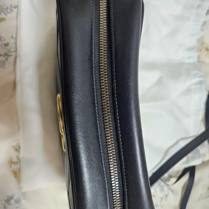[BUNJANG] Gucci Marmont Matelasse Small Shoulder Bag / 구찌 마몽 마몬트  마틀라세 스몰 숄더백