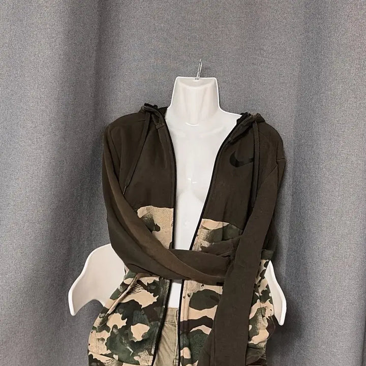 [BUNJANG] Nike Camo Zip-Up Hoodie &amp; Shorts Set / 나이키카모집업 / 숏팬츠