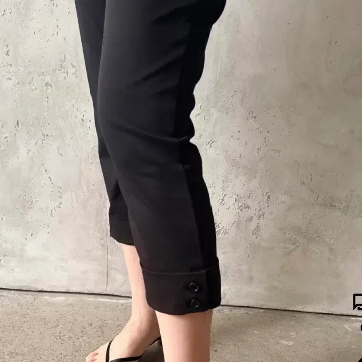 [BUNJANG] Asselin Black Capri Pants Slacks / 아셀린 블랙 카프리 팬츠 슬랙스 새상품