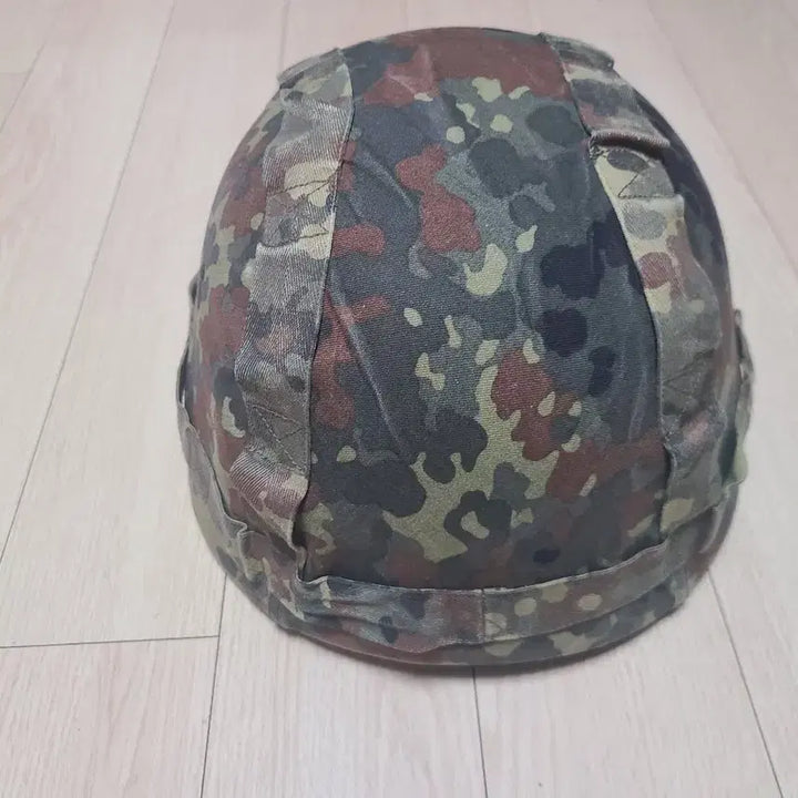 [BUNJANG] German Federal Army B826 Ballistic Helmet (Size 55-57) / 독일연방군 B826 헬멧