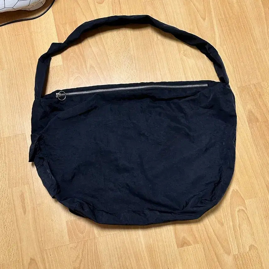 [BUNJANG] Paperboy Minimal Shoulder Bag Black / 무신사 페이퍼보이 미니멀 숄더백 블랙
