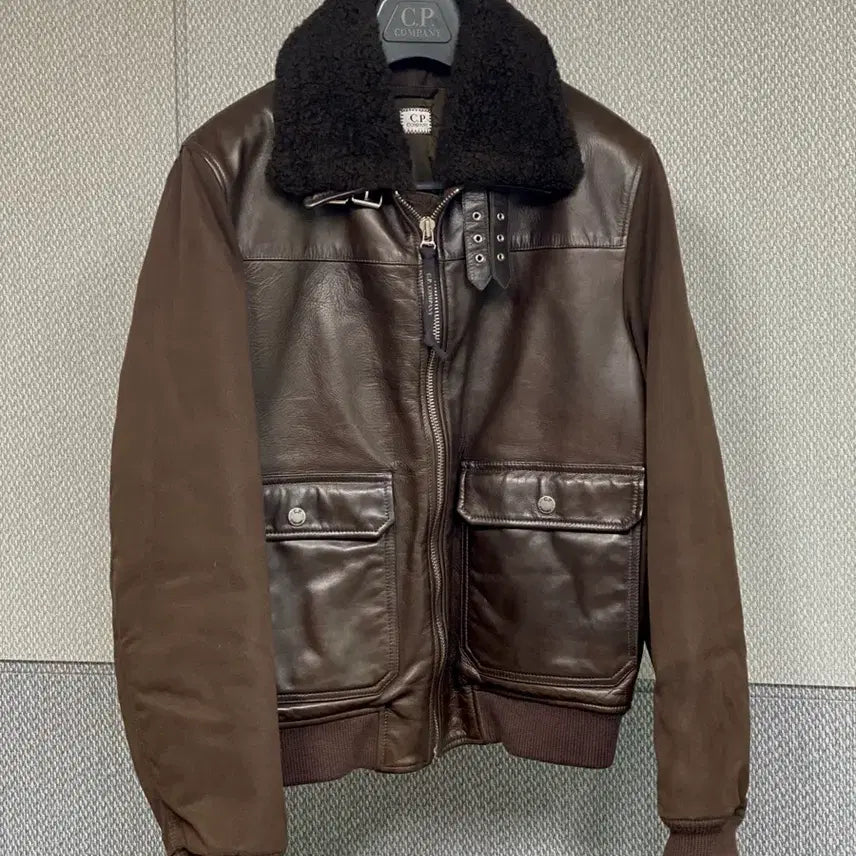 [BUNJANG] C.P. Company Genuine A-2 Genuine Leather Bomber Jacket (Quilted Padding Lining) / [CP 컴퍼니] 정품 A-2 천연 가죽 레더 자켓 (안감 누빔 패딩)