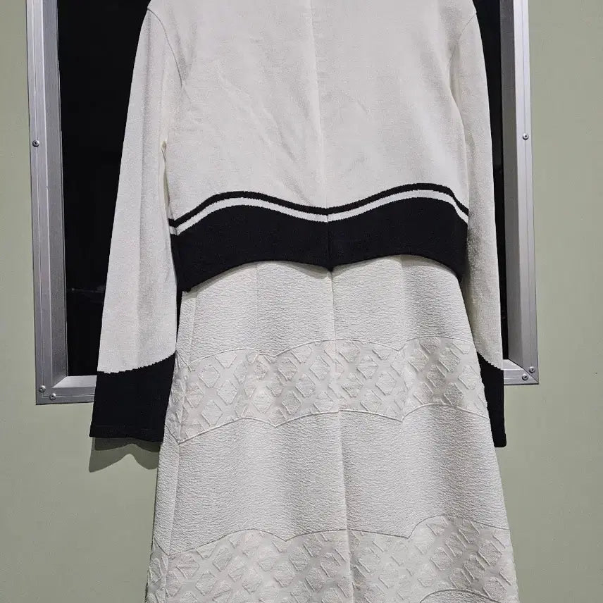 [BUNJANG] It MICHAA One-Piece Dress / 잇미샤 원피스