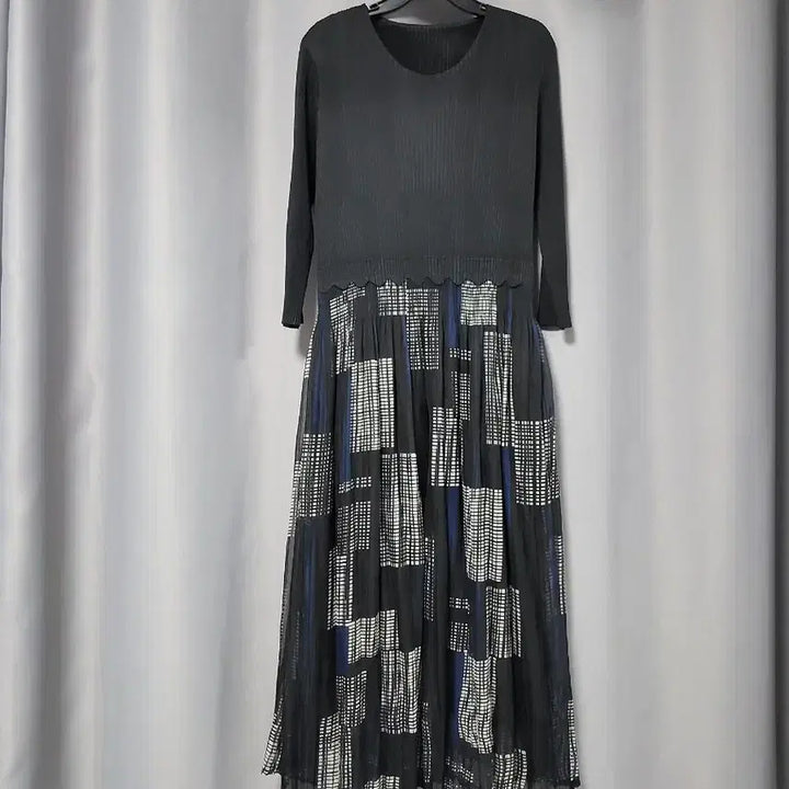 [BUNJANG] Pleated Long Dress / 플리츠 롱원피스
