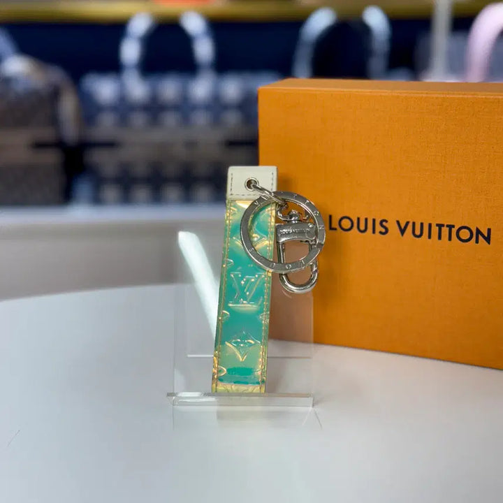 [BUNJANG] Louis Vuitton Prism Keyring / {한정판} 루이비통 프리즘 키링