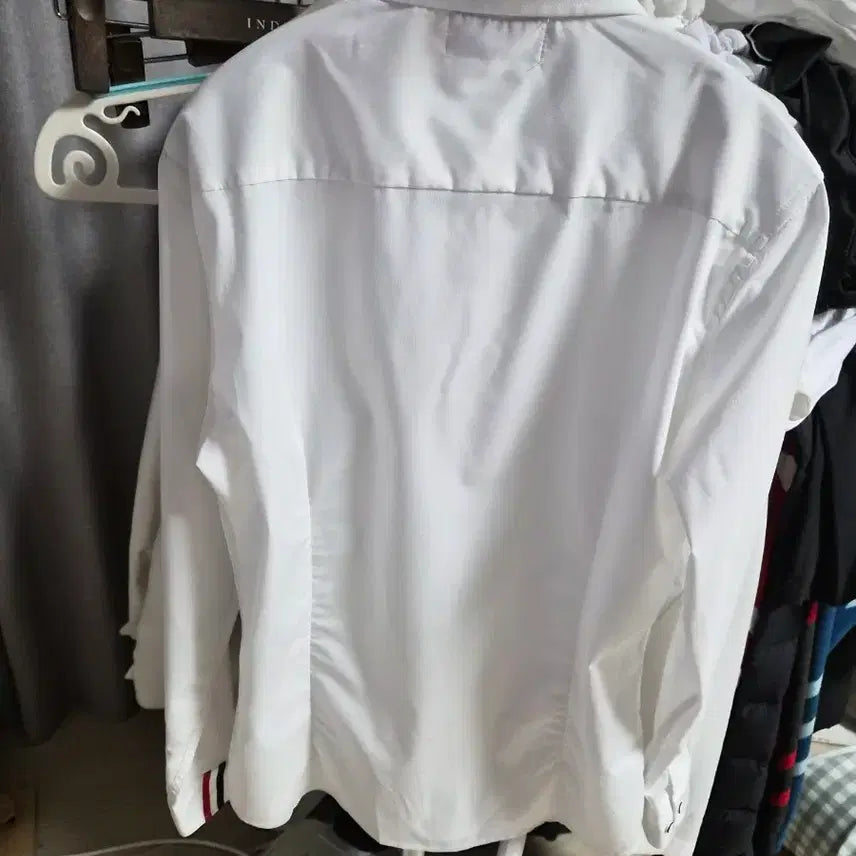 [BUNJANG] Thom Browne Signature Stripe Tab White Shirt / 톰브라운 삼선탭 화이트 셔츠