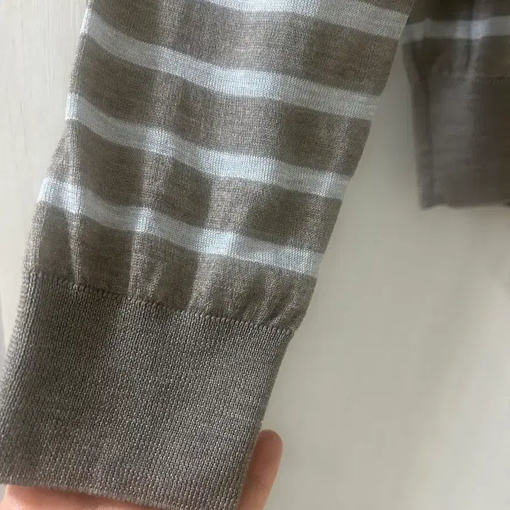 [BUNJANG] The Cashmere Stripe Cashmere Silk Blend Cardigan / 더캐시미어 스트라이프 캐시미어 실크혼방 가디건 85(새제품)
